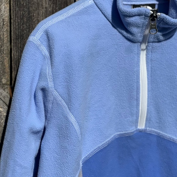 The Northface glacier 1/4 zip fleece sweater - Picture 3 of 8